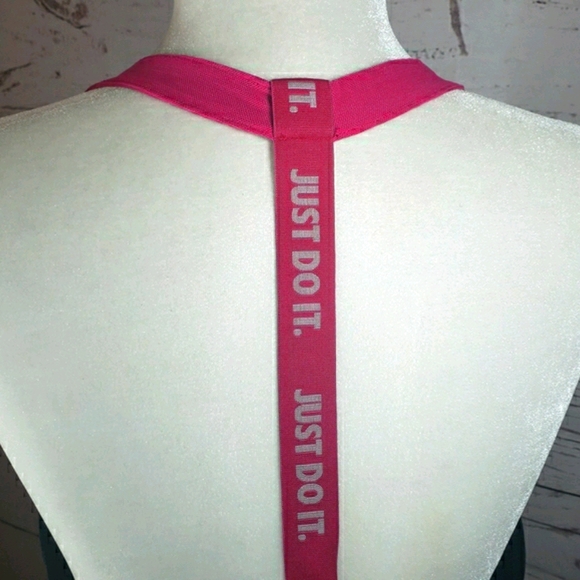 NIKE Dri-Fit Sleeveless Workout Tank Black Size M - Picture 5 of 8